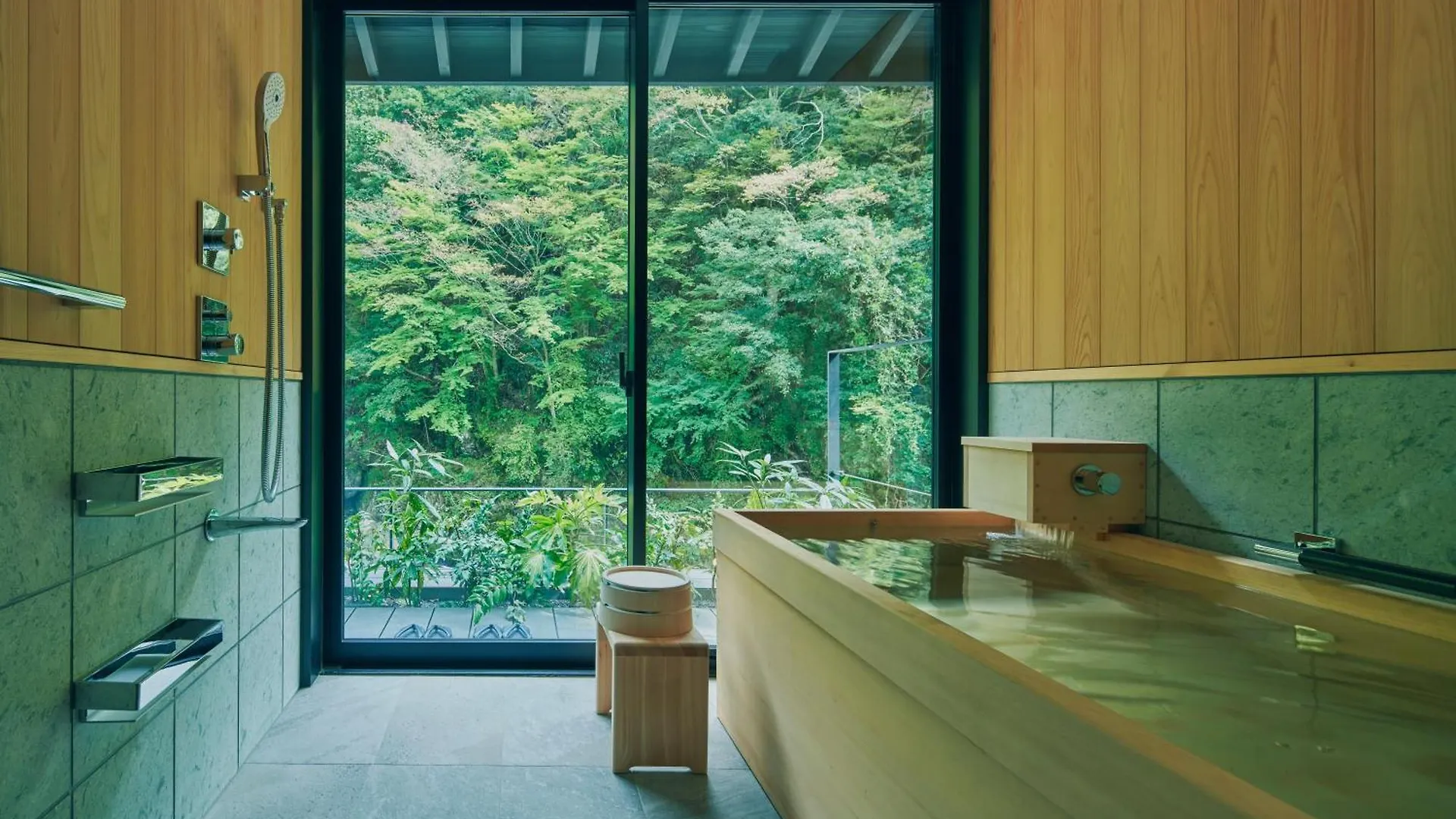 Espacio The Hakone Geihinkan Rin-Poh-Ki-Ryu Hotel